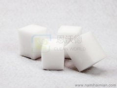 如何快速徹底清潔杯子里的茶漬？