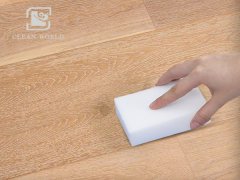 木地板縫隙太臟怎么處理？使用納米海綿一擦即凈